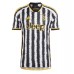 Camiseta Juventus Weston McKennie #16 Primera Equipación Replica 2023-24 mangas cortas